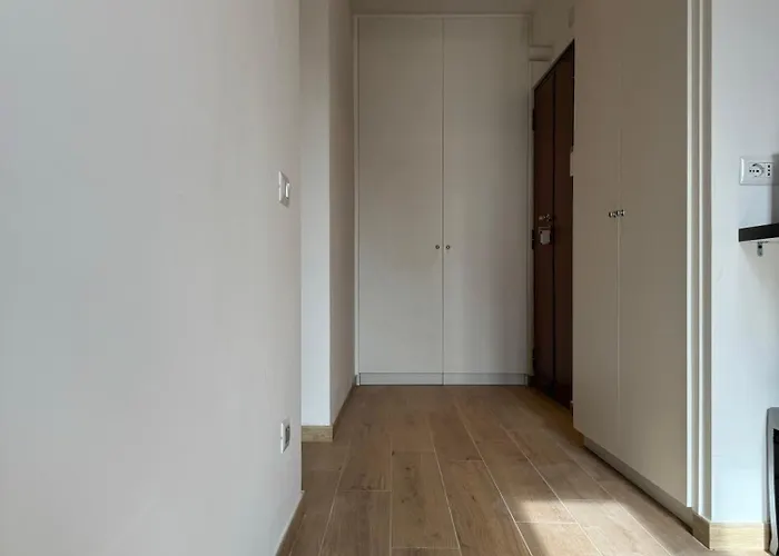 San Lorenzo House *